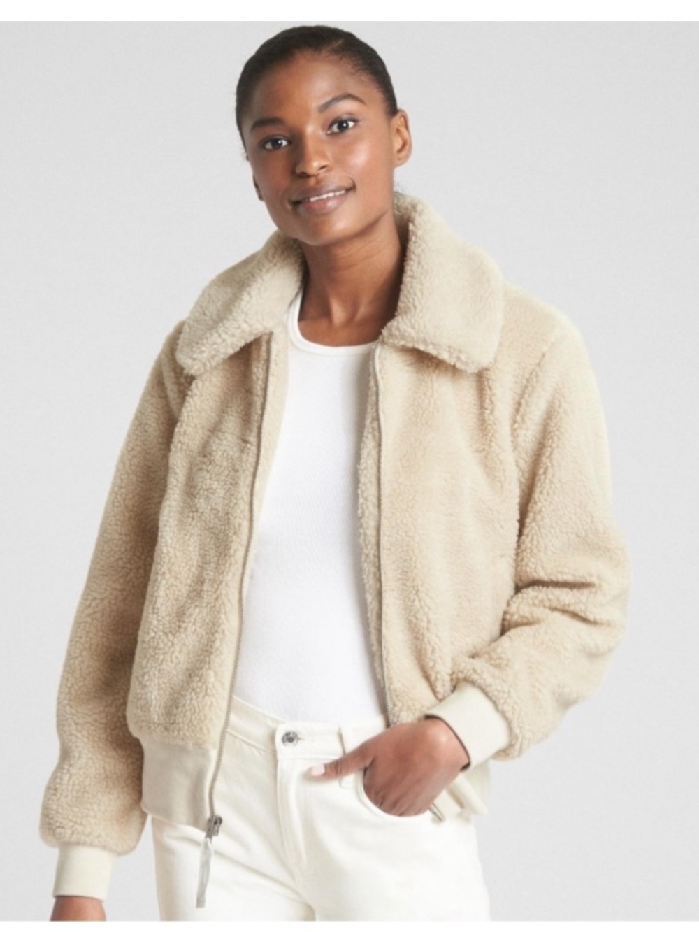 GAP Women's Medium Cream Faux-Fur Sherpa
Teddy Bomber Jacket - Full Zip